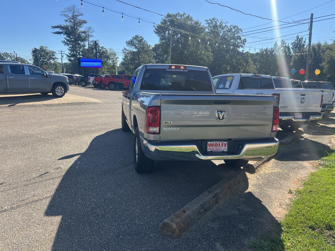 RAM 1500 Classic SLT 4x2 Quad Cab 6'4" Box 2024