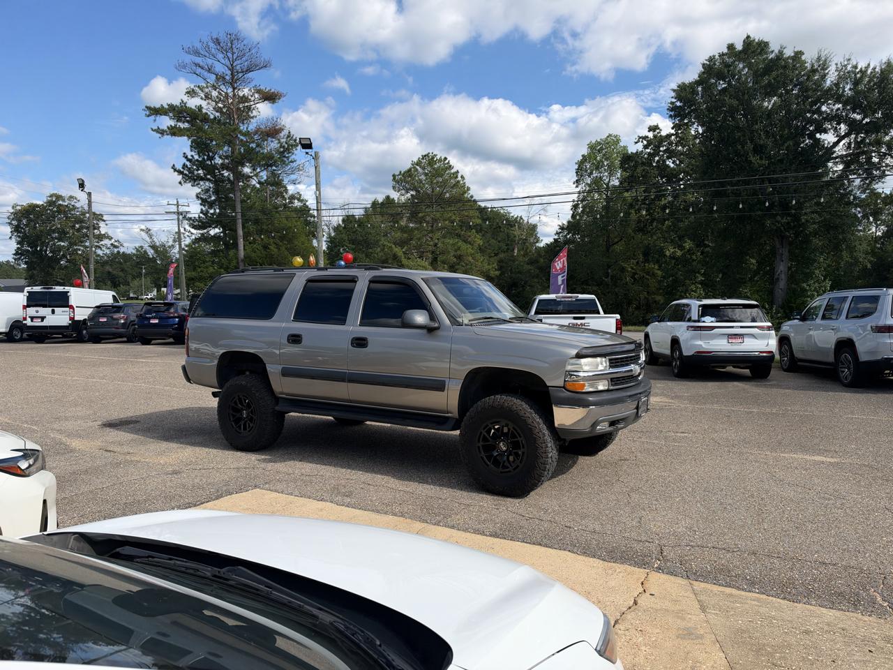 Chevrolet Suburban 4dr 1500 4WD LS 2002