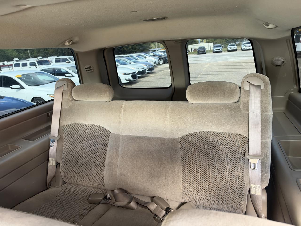 Chevrolet Suburban 4dr 1500 4WD LS 2002