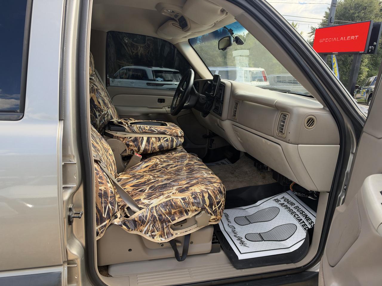 Chevrolet Suburban 4dr 1500 4WD LS 2002