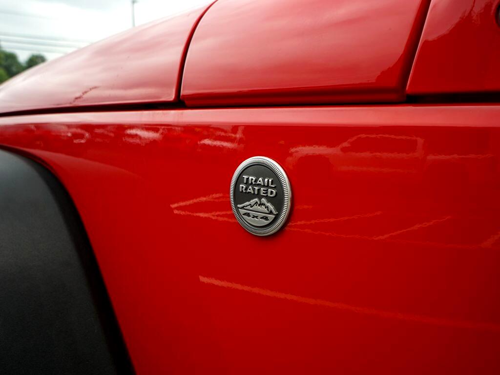 2018 Jeep Wrangler Sport photo 2