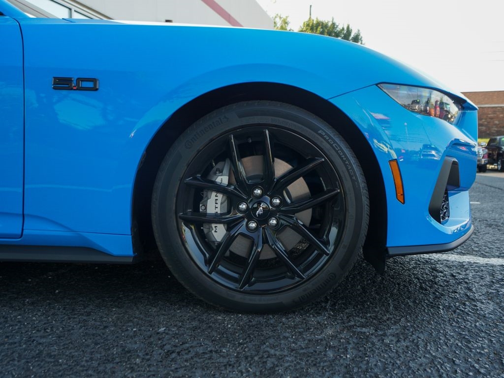 2024 Ford Mustang GT Premium photo 4
