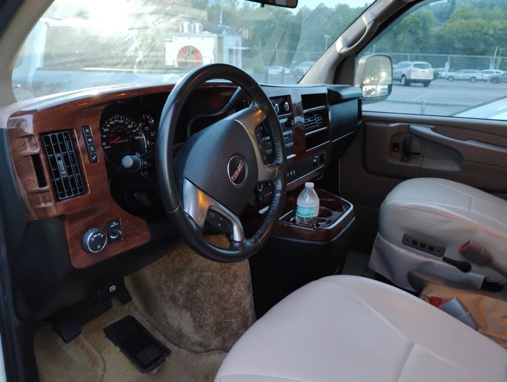 2014 Gmc Savana photo 4