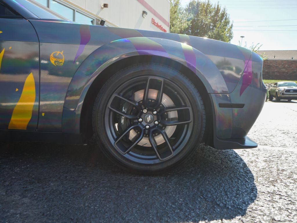 2021 Dodge Challenger R/T Scat Pack Widebody photo 4