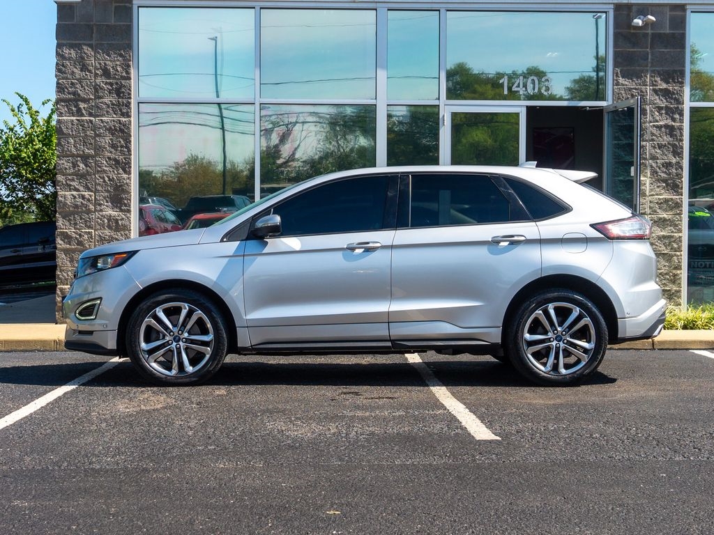 2015 Ford Edge Sport photo 4