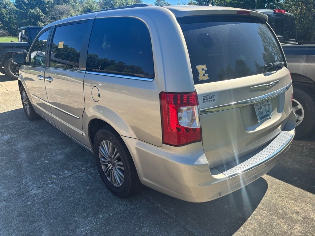 Chrysler Town & Country  2014
