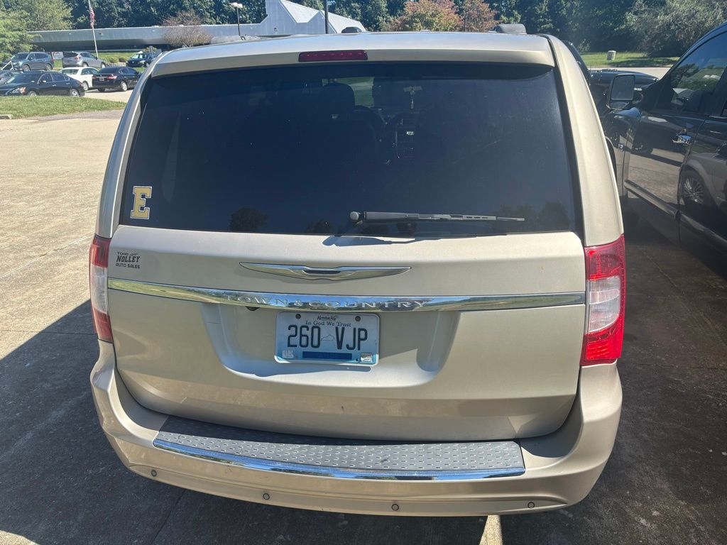 Chrysler Town & Country  2014
