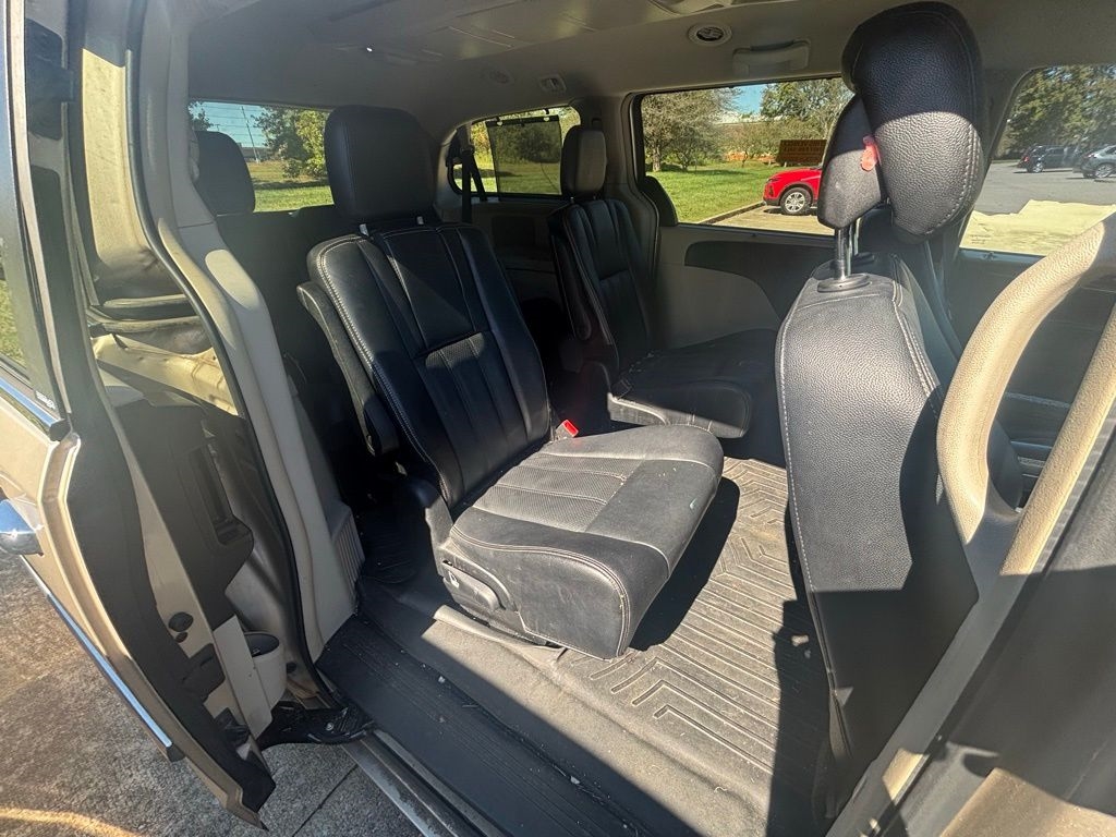 Chrysler Town & Country  2014