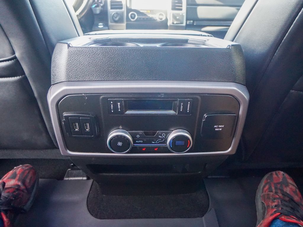 Ford Expedition  2019