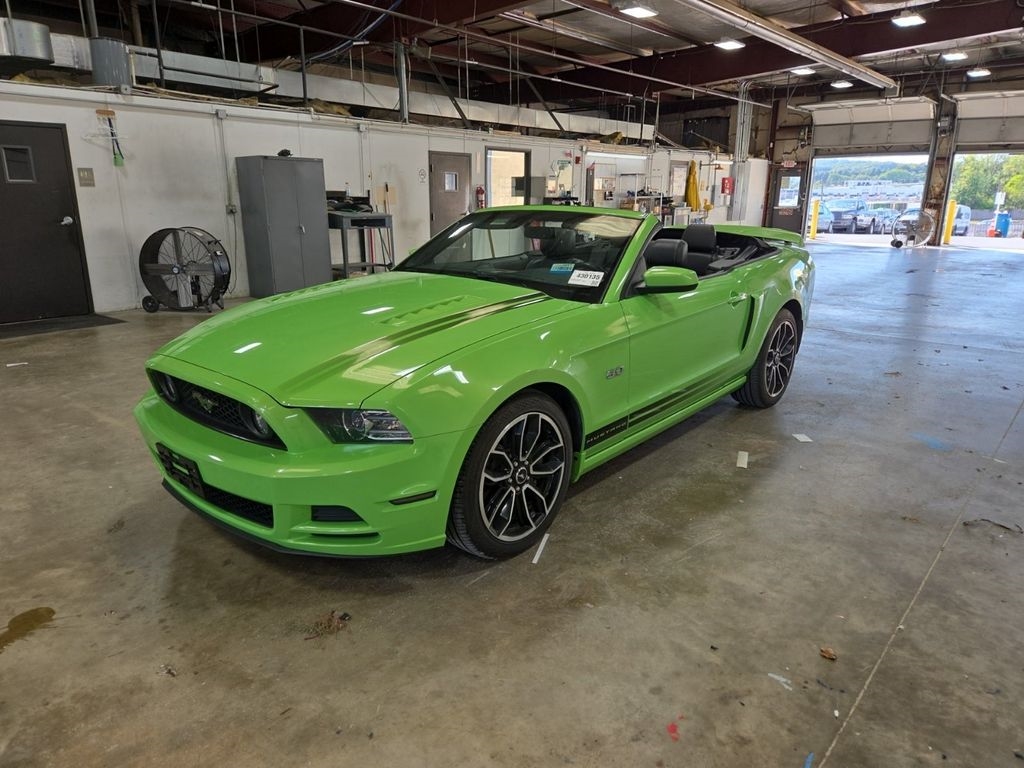 2014 Ford Mustang GT Premium photo 3