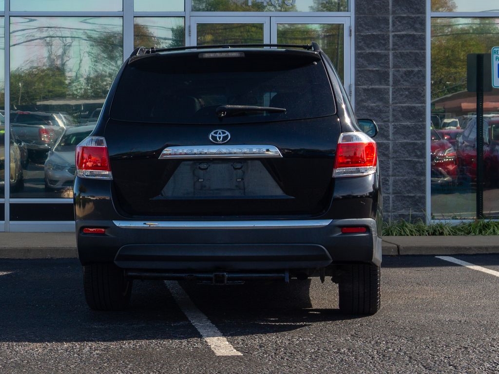 Toyota Highlander  2013