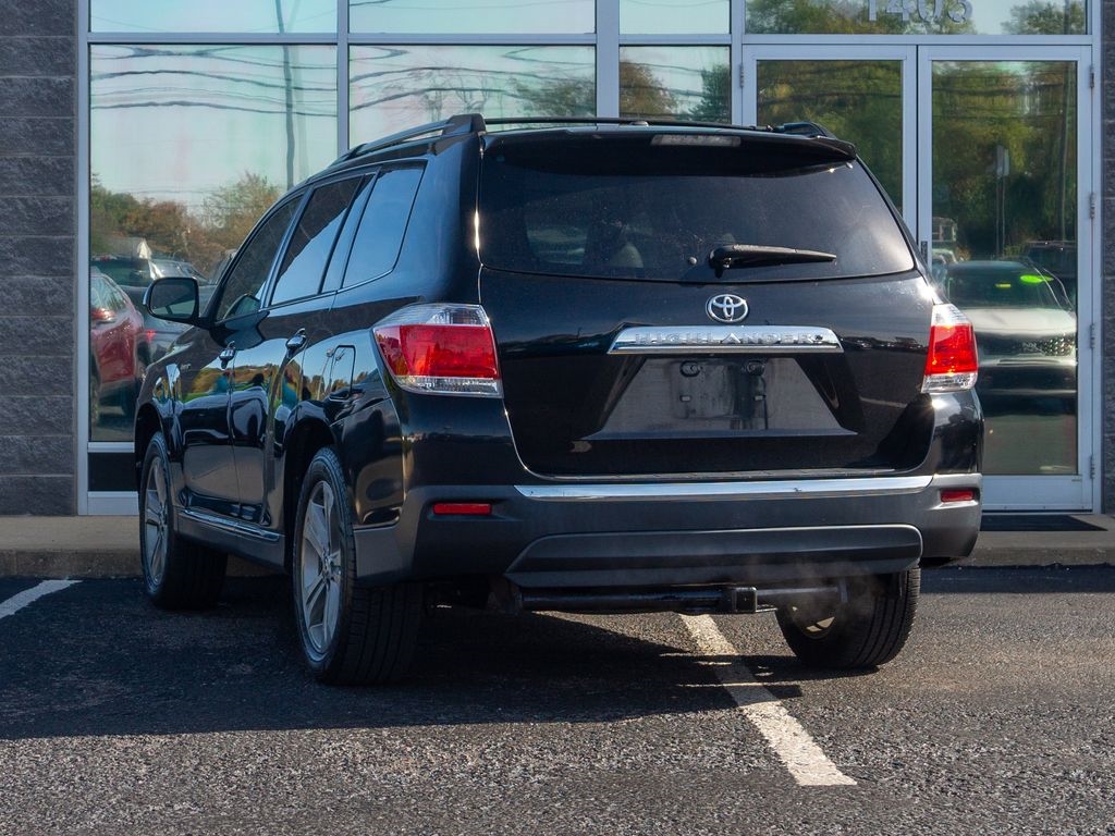 Toyota Highlander  2013