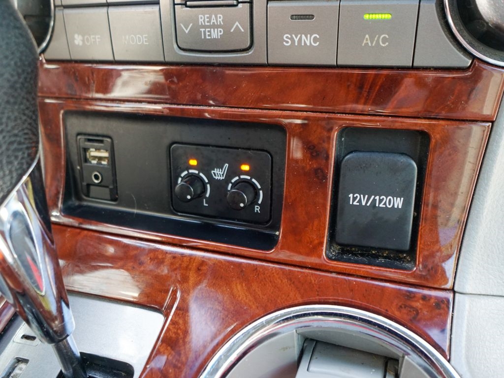 Toyota Highlander  2013