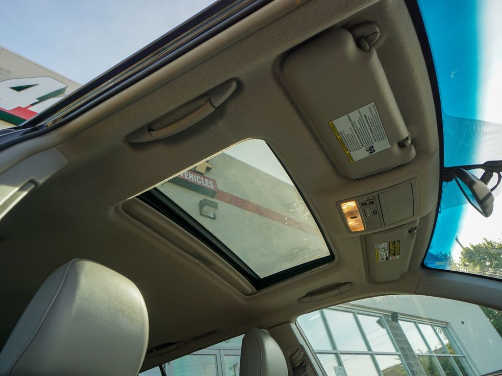 Toyota Highlander  2013