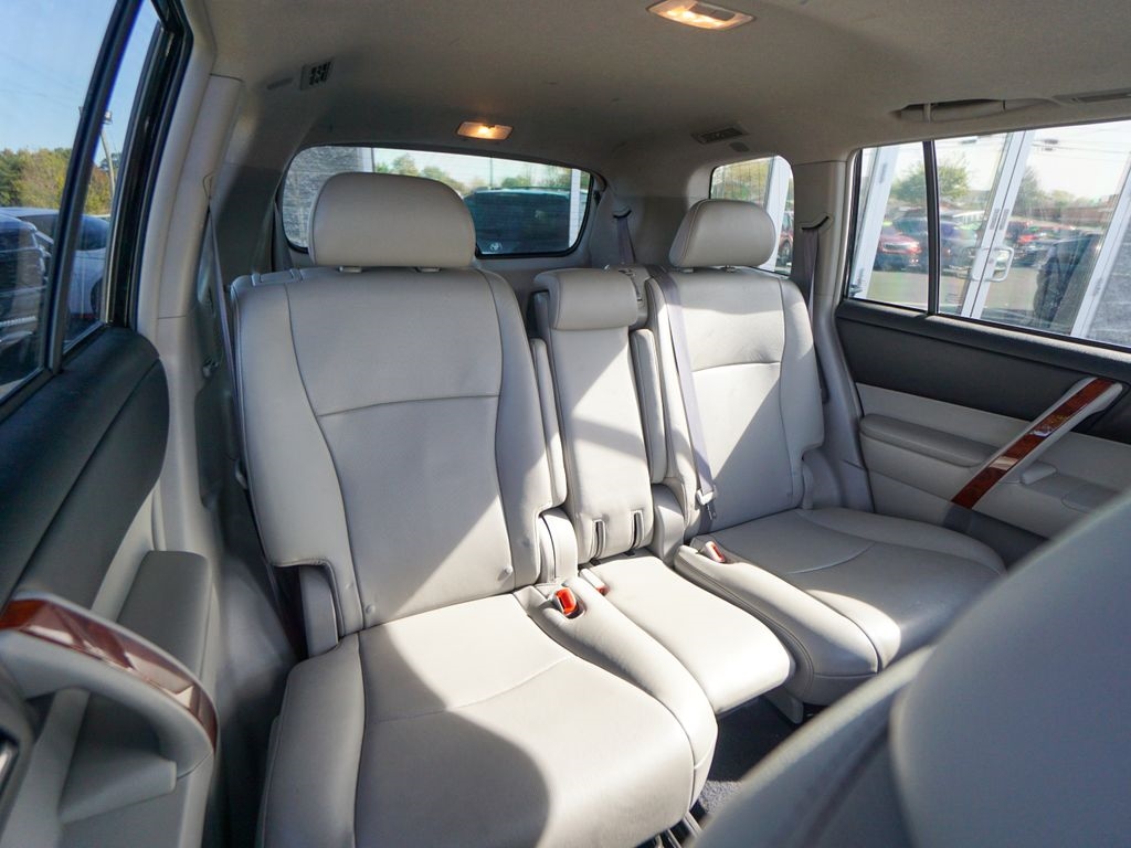 Toyota Highlander  2013