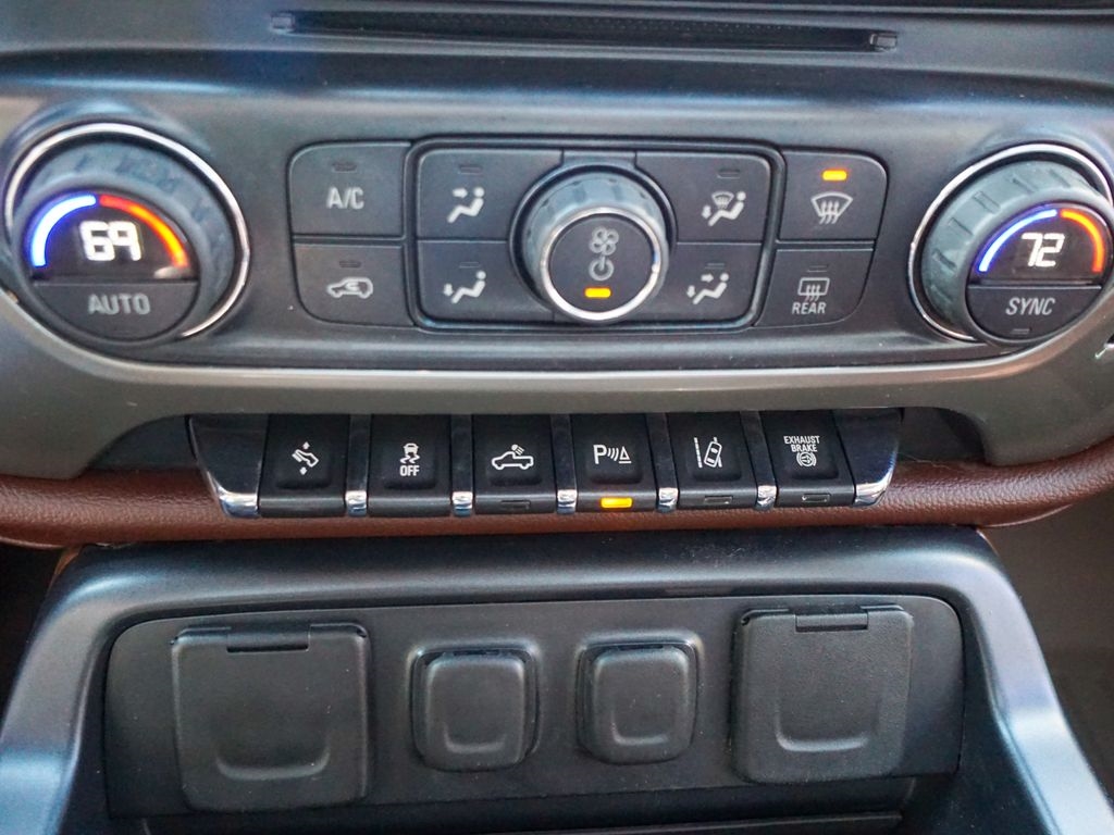 Chevrolet Silverado 2500HD  2015