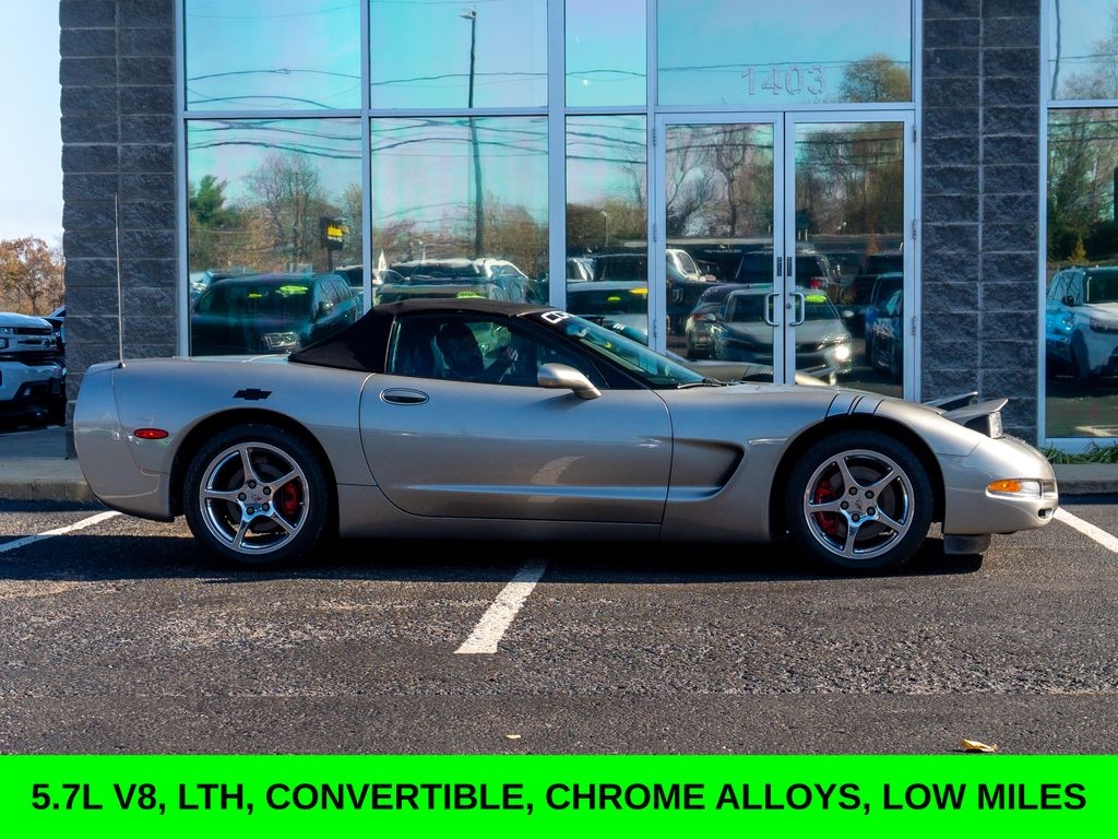 Chevrolet Corvette  2002