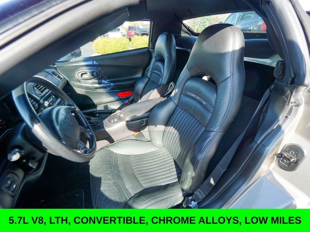 Chevrolet Corvette  2002