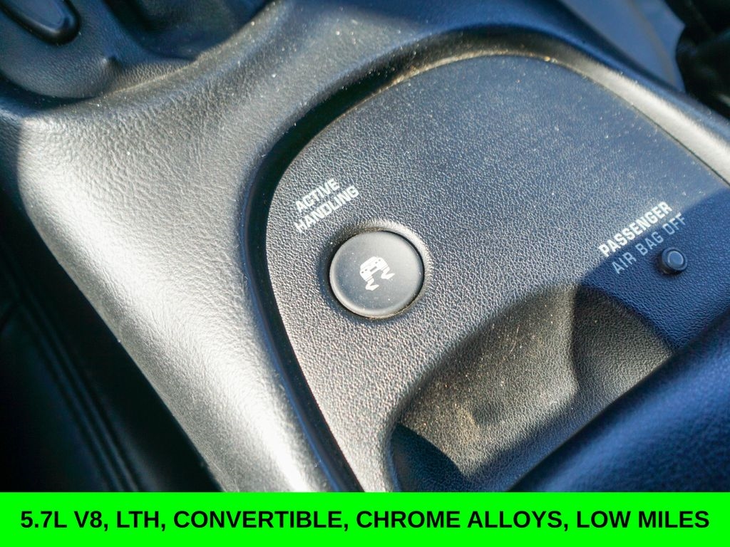 Chevrolet Corvette  2002