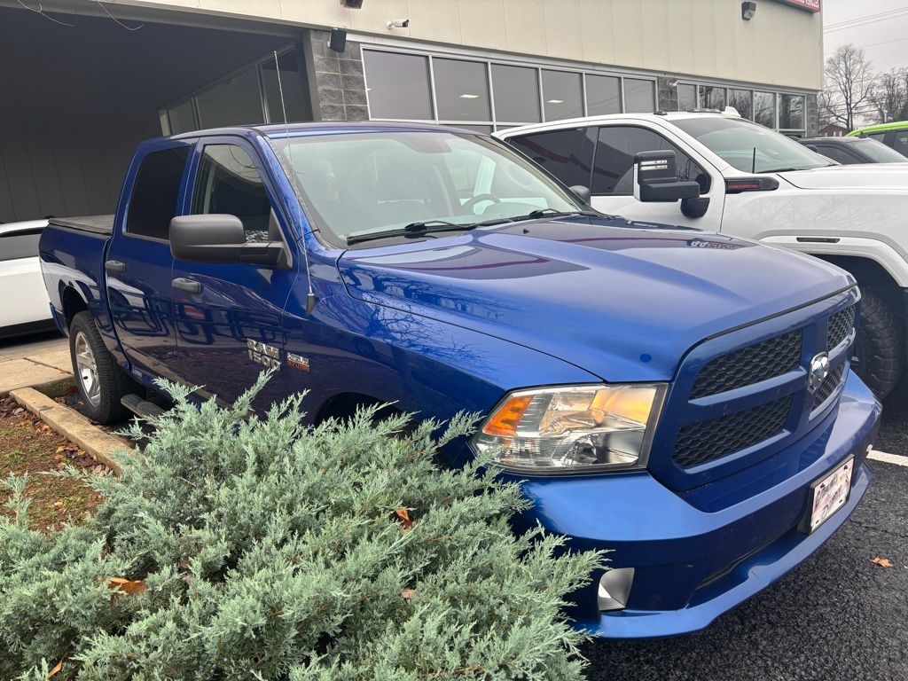 2016 Ram 1500 Express photo 2