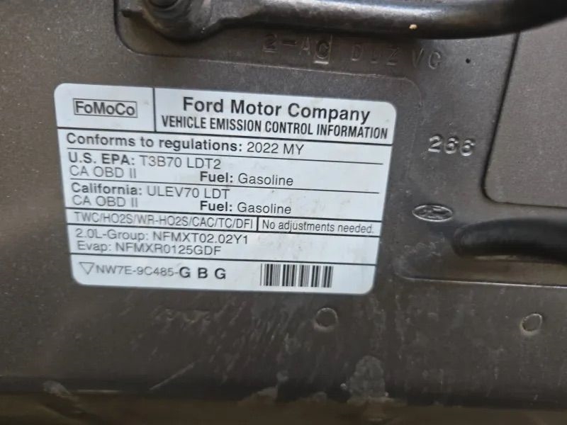 2022 Ford Maverick Lariat photo 2