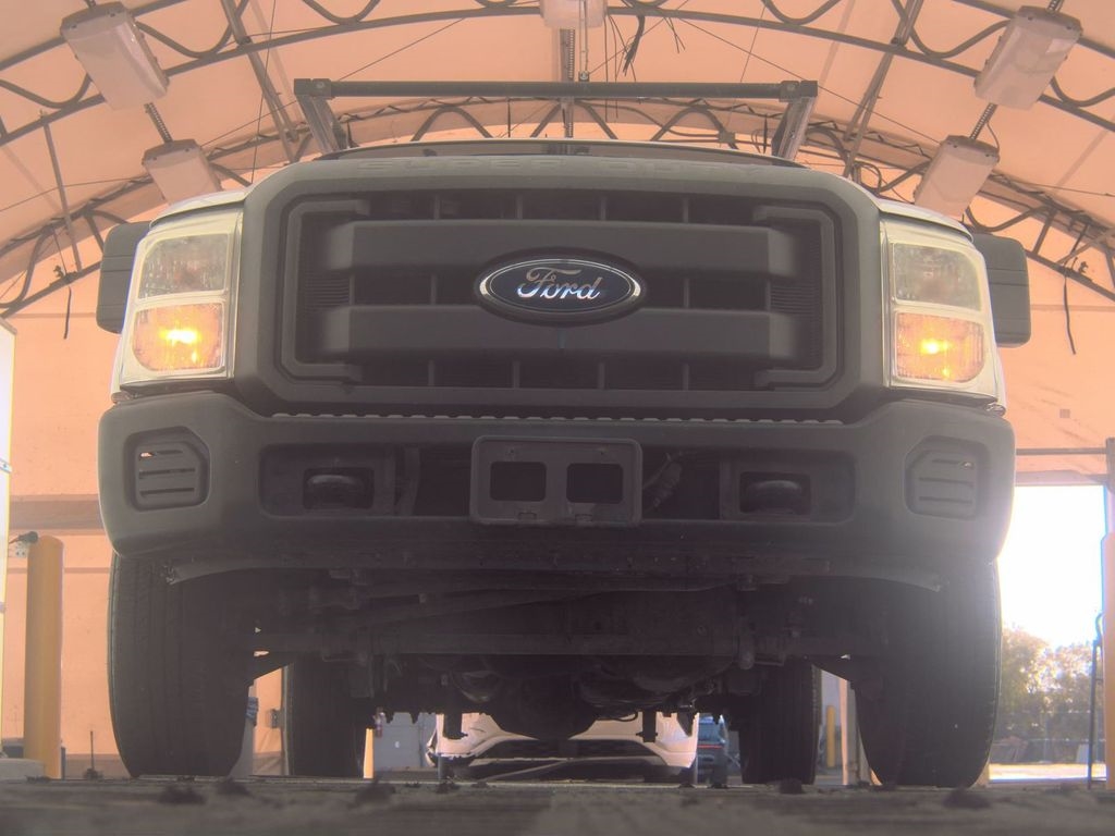 2015 Ford F-250 XL photo 3