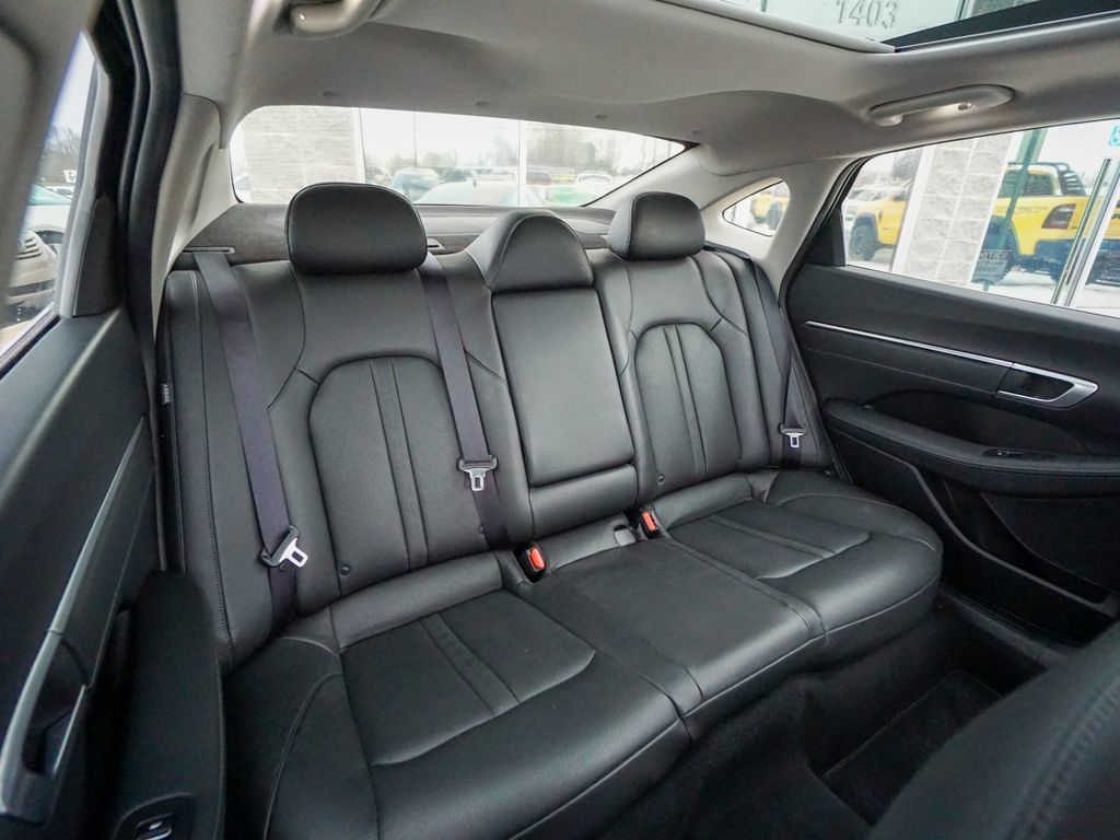 Hyundai Sonata  2020