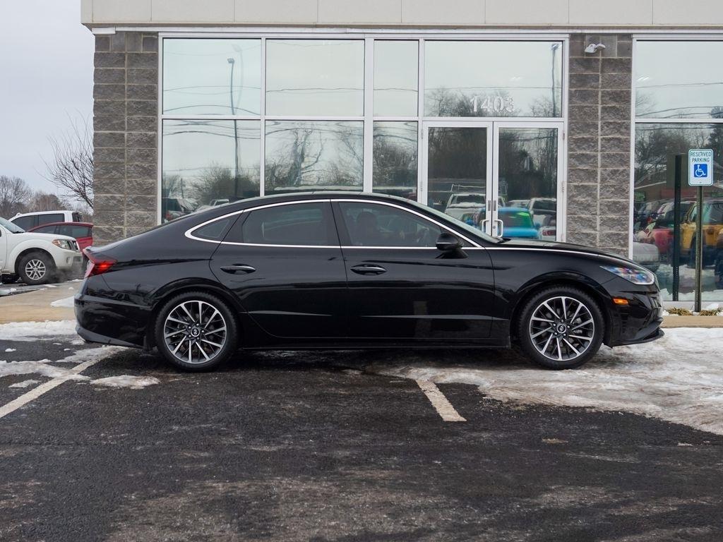 Hyundai Sonata  2020