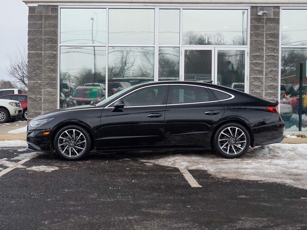 Hyundai Sonata  2020