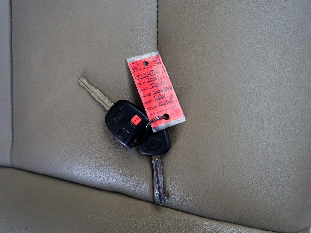 Toyota Land Cruiser  2000