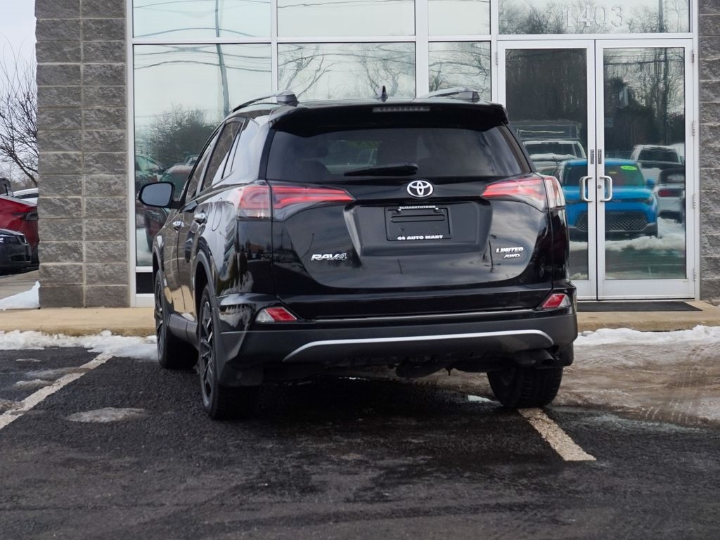 Toyota RAV4  2018