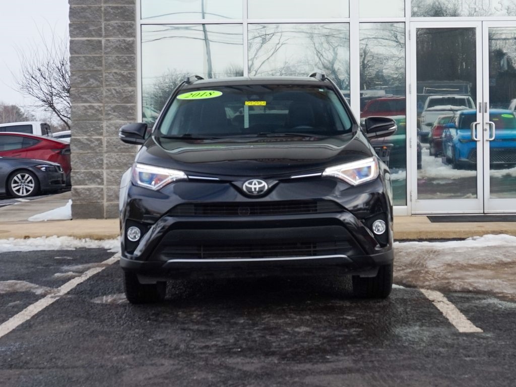 Toyota RAV4  2018