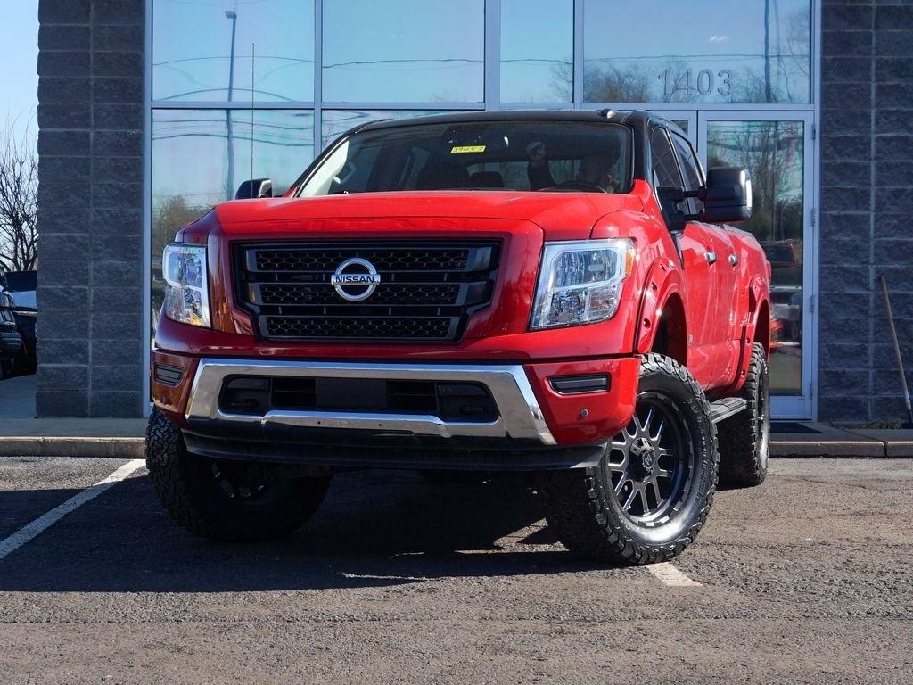 Nissan Titan  2021