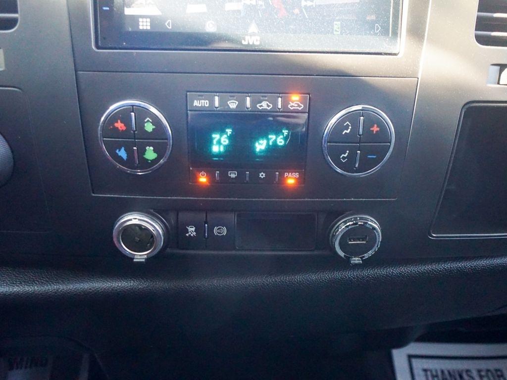 GMC Sierra 3500HD  2011