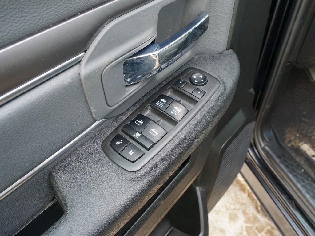 RAM 1500 Classic  2021