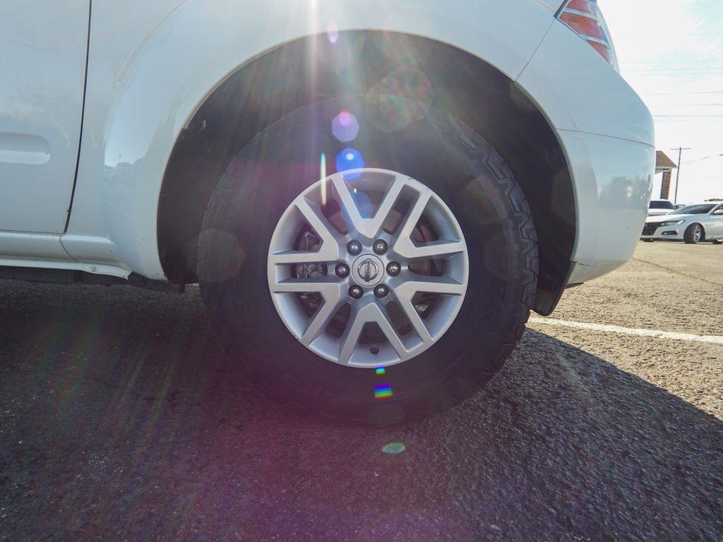 Nissan Frontier  2020