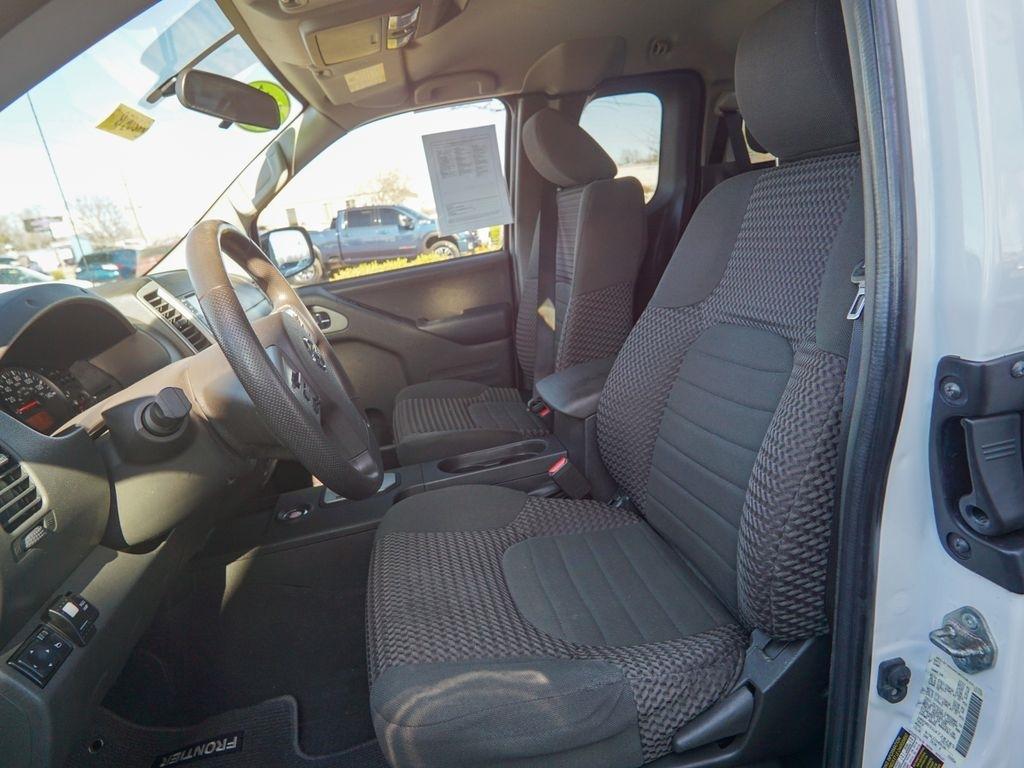 Nissan Frontier  2020