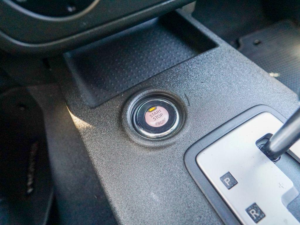 Nissan Frontier  2020