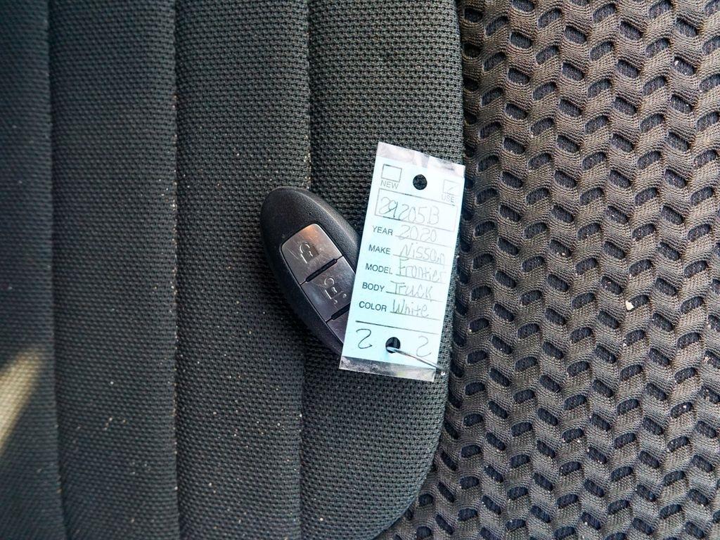 Nissan Frontier  2020