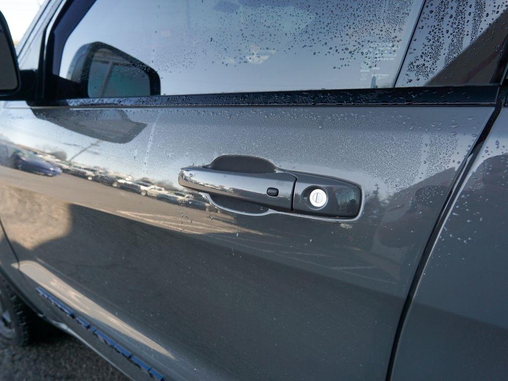 Jeep Grand Cherokee  2020