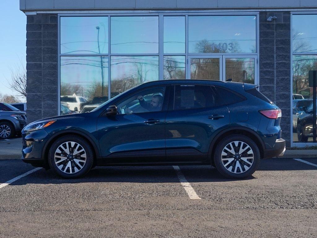 Ford Escape Hybrid  2020