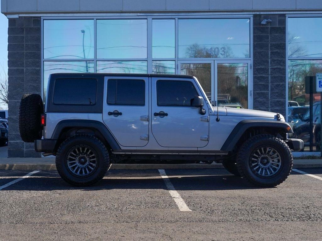 Jeep Wrangler  2017