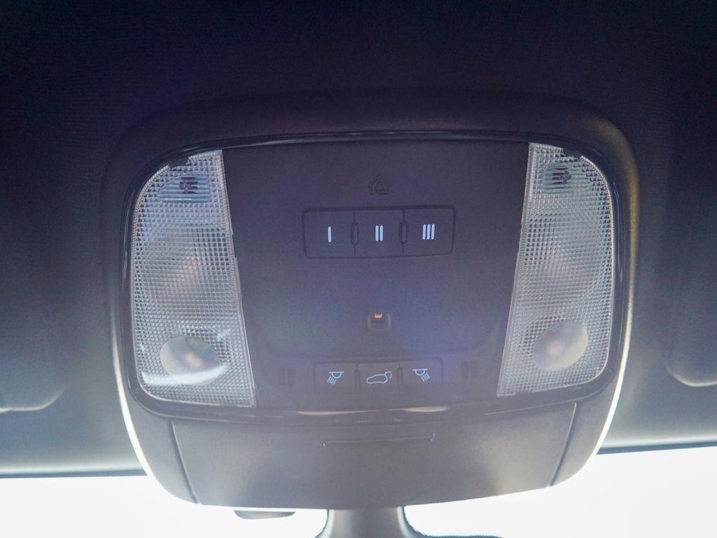 Jeep Grand Cherokee  2021