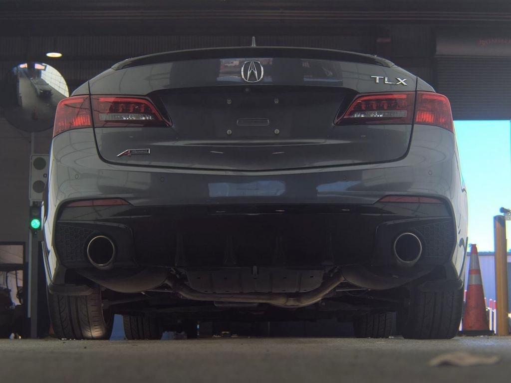 Acura TLX  2019