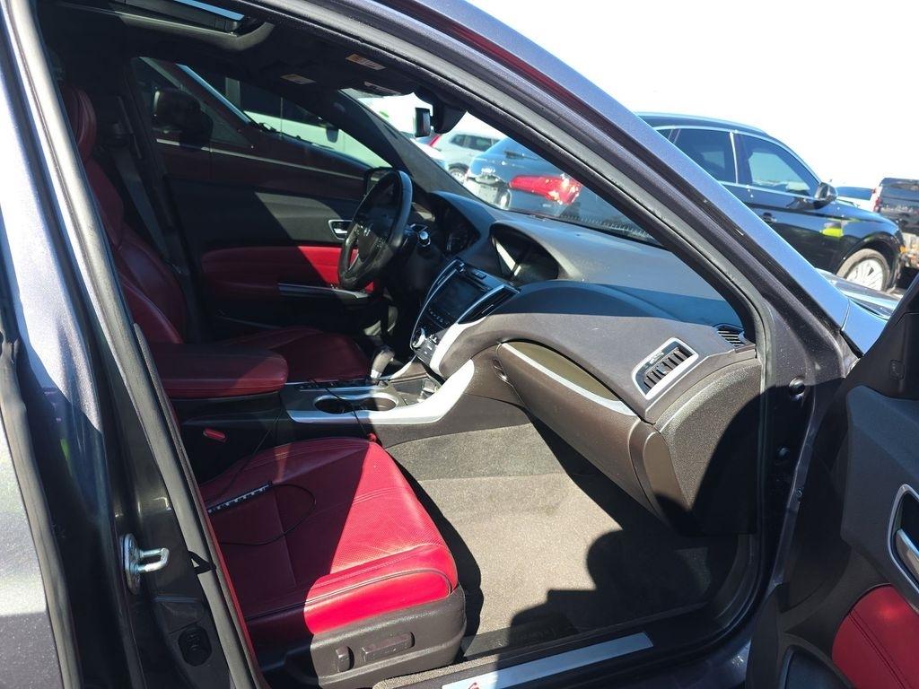 Acura TLX  2019