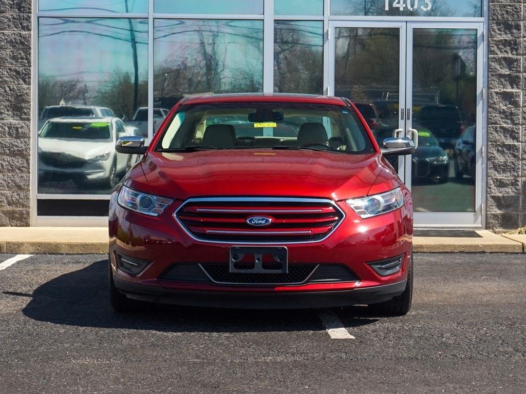Ford Taurus  2018