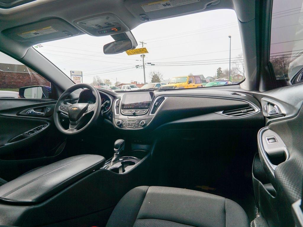 Chevrolet Malibu  2021