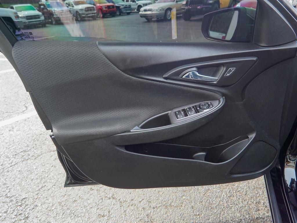 Chevrolet Malibu  2021