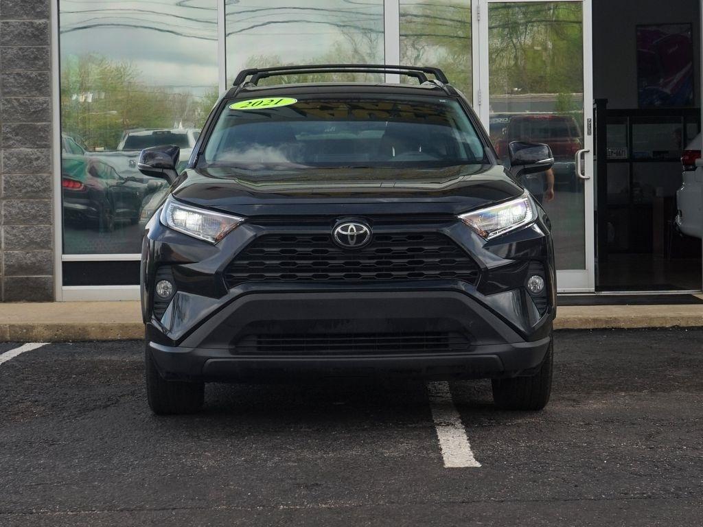 Toyota RAV4  2021