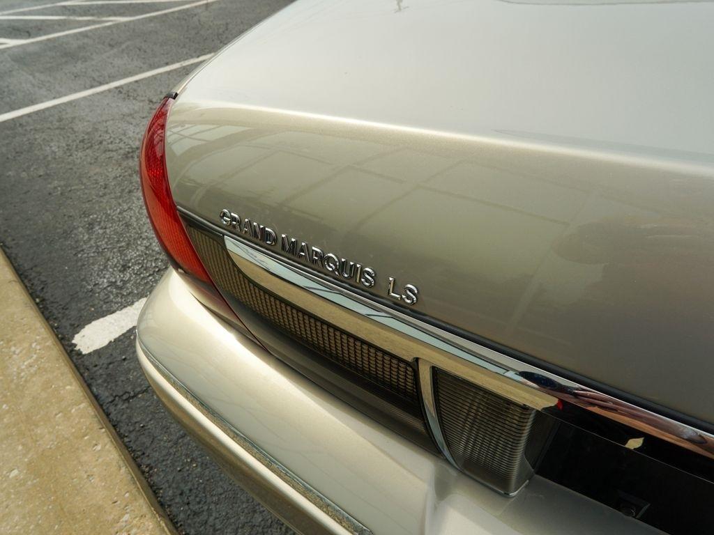 Mercury Grand Marquis  2008